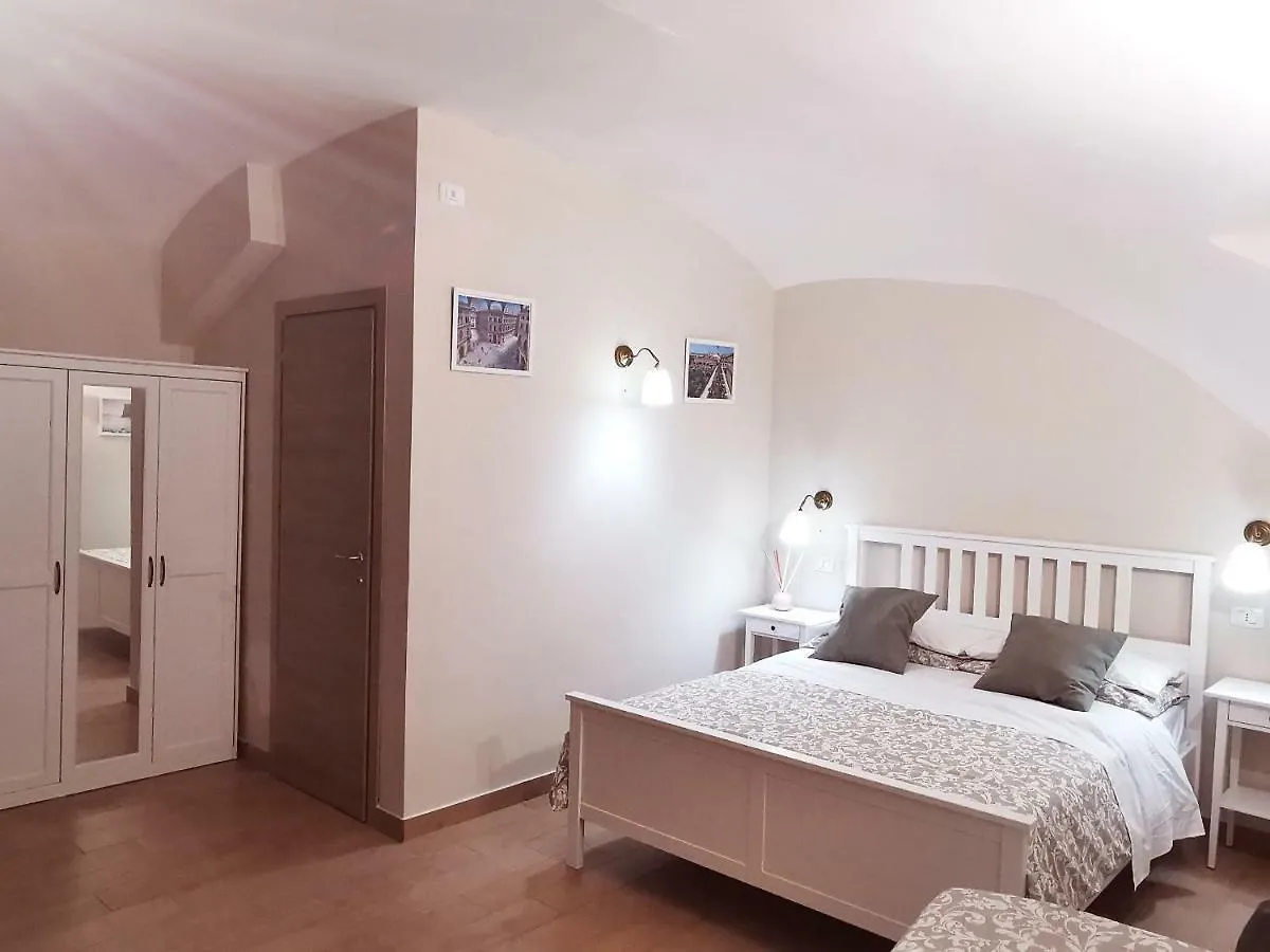 Le Case Del Cavaliere Naples Appartement